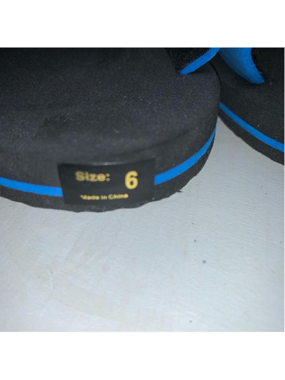Hawaii turtle foam Sandals Size 6 Blue black velcro - Picture 2 of 5